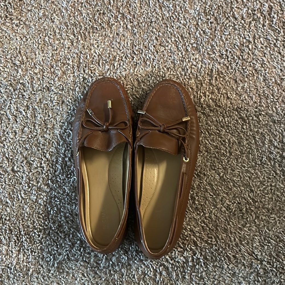 Michael Kors women’s flats tan size 9